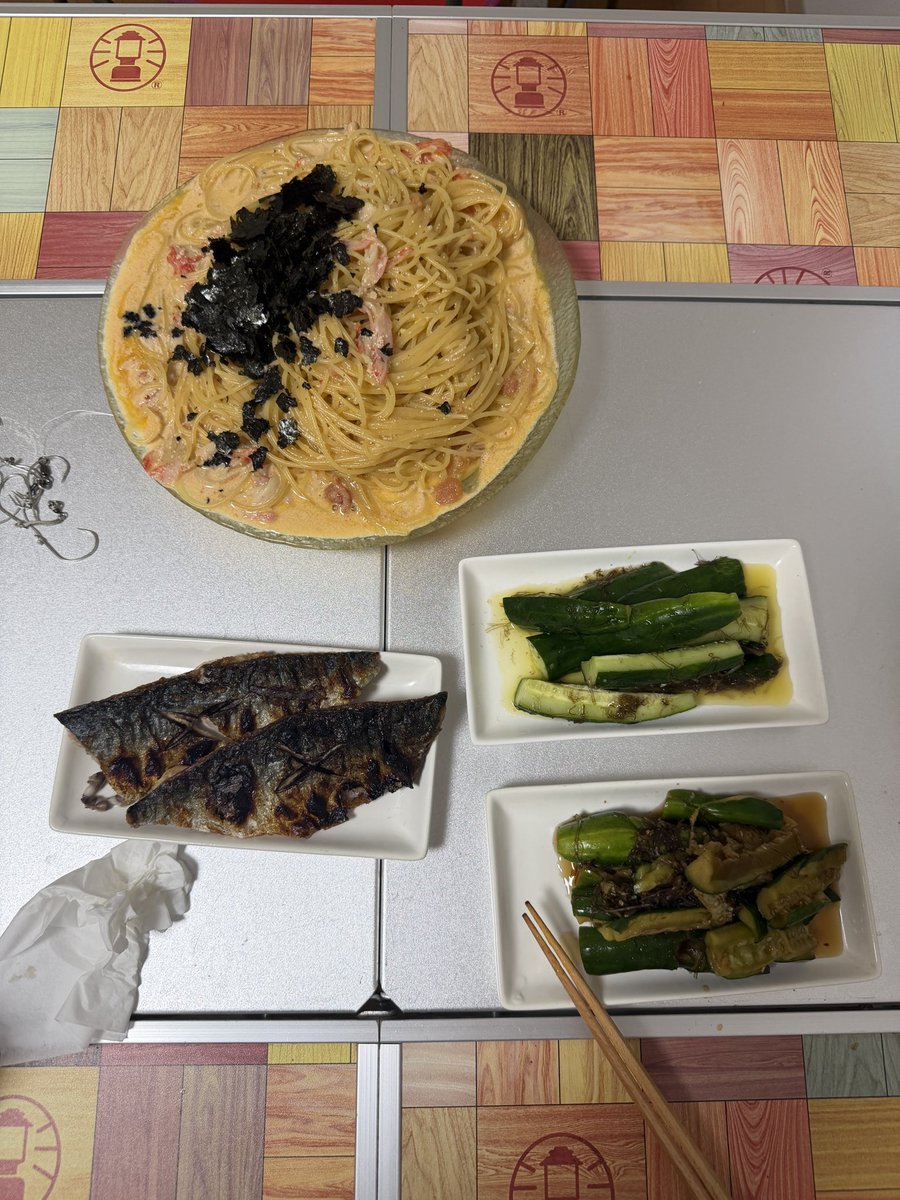kabupants's tweet photo. カンネコの鯖はうまい。
ただの塩焼きうめえ。

たらこクリームはカニカマも入れてB級レベルアップ

#鯖
#たらこパスタ https://t.co/YOr8GeriJV