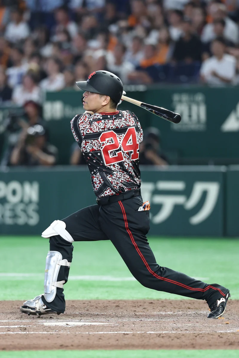 大城卓三 等身大両面タペストリー コナミスタイル|KONAMIの公式通販