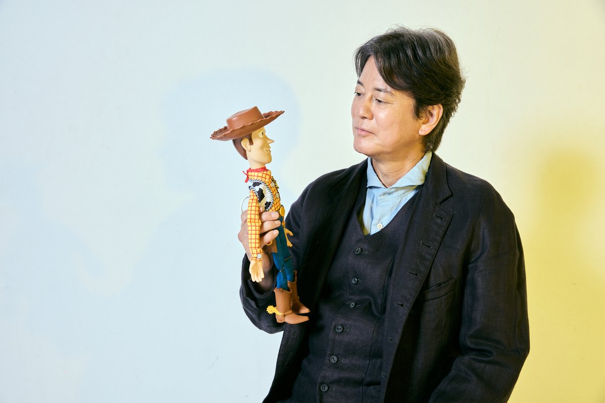 encountofficial's tweet photo. ＼ #トイストーリー５ インタビュー ／

🤠ウッディ役 #唐沢寿明 さん 後編✍
妻のYouTubeに感心「よくあれができるなと」
スマホに依存しない私生活
🖇https://t.co/dEourF8u8x https://t.co/EWOpliQDPV