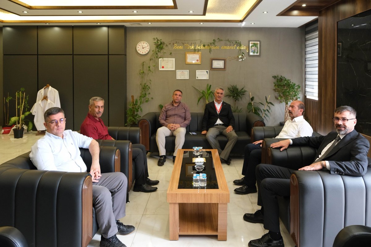Ntanglay's tweet photo. Her yıl geleneksel olarak düzenlediğimiz sünnet şöleni öncesinde, Tatvan Devlet Hastanesi’nde sünnet olan yavrularımızı ziyaret ederek onlara geçmiş olsun dileklerimizi ilettik.

Yavrularımıza sağlıklı, huzurlu ve başarılarla dolu bir ömür diliyor, Rabbimden sağlık, mutluluk ve bahtlarının açık olmasını niyaz ediyorum.