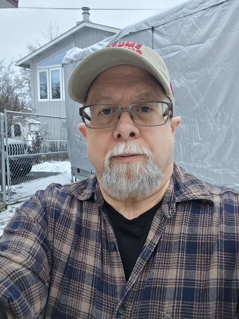 CSJones47's tweet photo. Hi https://t.co/X9tr8GwYsW