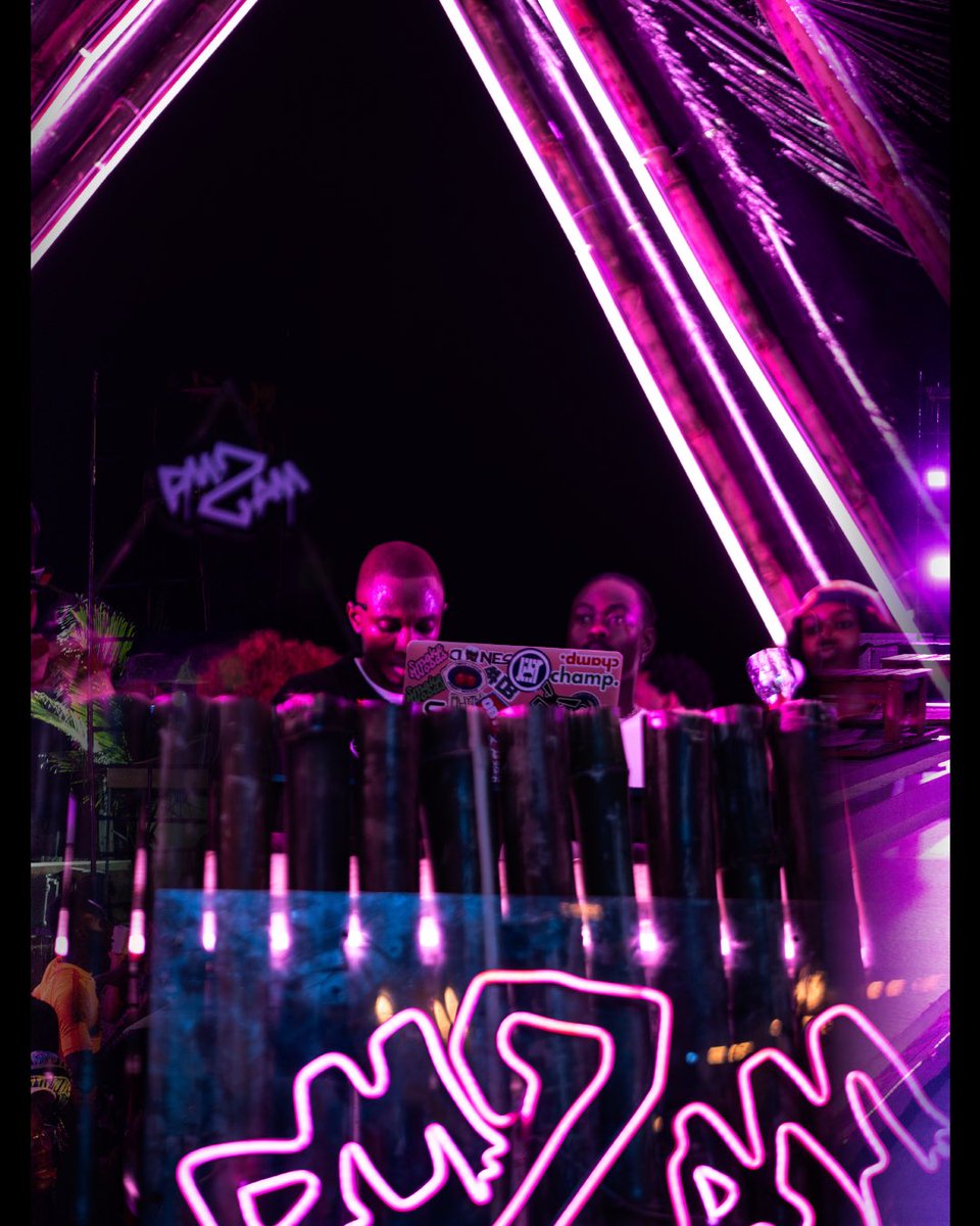 klikhq's tweet photo. We combined bamboo stems 🎋 with purple glow lights 🟣 to bring this unique stage design to life at @pm2am_’s Hot Body Summer! 

Full creative production house for PM2AM!  Custom stage architecture, sound, and lighting production. https://t.co/uClUorpwYG