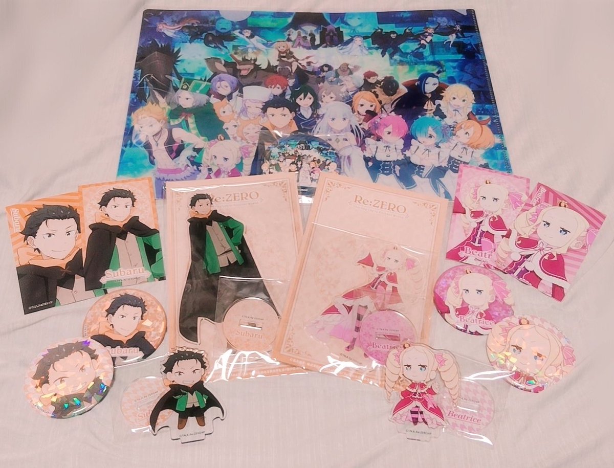 yamineko_0321's tweet photo. かわいー！！！🫶🏻️︎💕
クリアファイルと缶バのセットやっぱり買ってよかった…！！！ https://t.co/LpRsEMqyA4