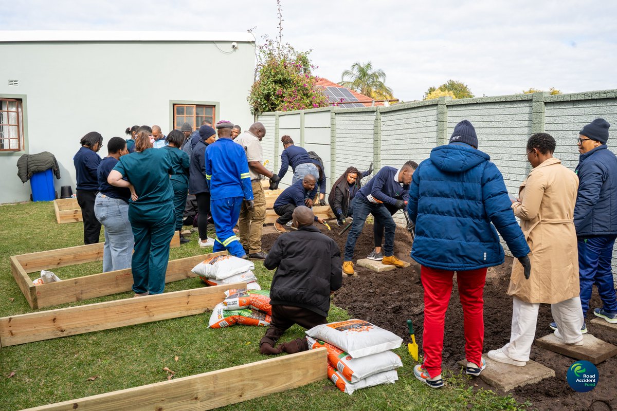 RAF_SA's tweet photo. [Part 2] 

The Road Accident Fund's Corporate Social Responsibility (CSR), together with the East London Regional Office, concluded our #MandelaMonth initiatives by giving back to the Ubomi Bam Disability Services in East London today.

#ICare² https://t.co/CPtNPQuVwT