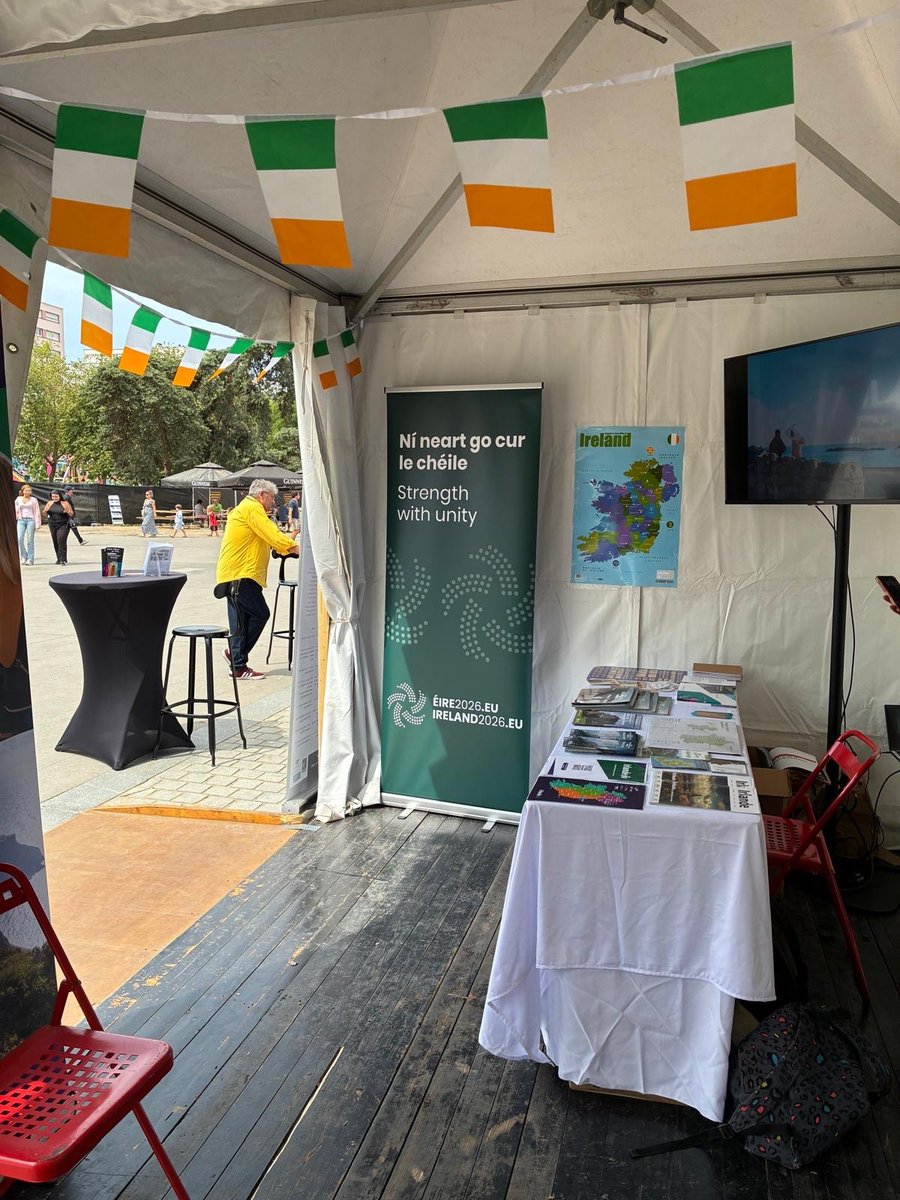 IrlEmbParis's tweet photo. L’Ambassade est ravie de participer à la 55ᵉ édition du Festival interceltique de Lorient : du 31 juillet au 9 août, Lorient devient la capitale mondiale des cultures celtiques ! Retrouvez-nous au Pavillon irlandais, Place des Pays celtes🎻 https://t.co/A0zj7eSNxn