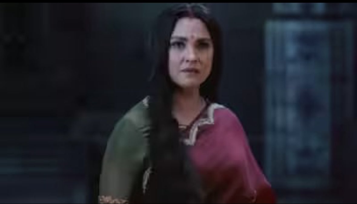 aroraups's tweet photo. Is this from Ramayan or Kyu ki saas bhi kabhi bahu thi…??? 😭😭 https://t.co/BRwX9huQ13