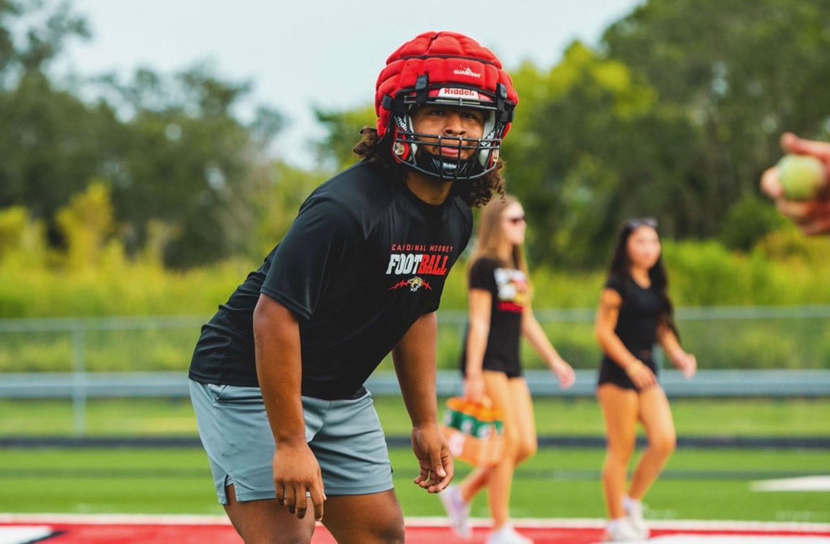 Ryan4Cabrera's tweet photo. Can’t wait to get this season started. Been putting in the work all offseason and I’m ready to show what I can do. Ready to compete. Ready to prove myself.
✝️

@CoachJonHaskins @Mooney_FBRec @JaredClark2 @Mooney_FB @Andy_Villamarzo 

#AGTG #ClassOf2030 #MLB #StudentAthlete https://t.co/xWgRgx2VDb