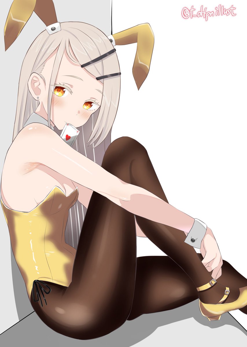 t_dtpnillust's tweet photo. キンキラキラ金曜日でしたね。
今回はゴールデンバニーの金髪美少女です。 https://t.co/9nBGYou1OZ