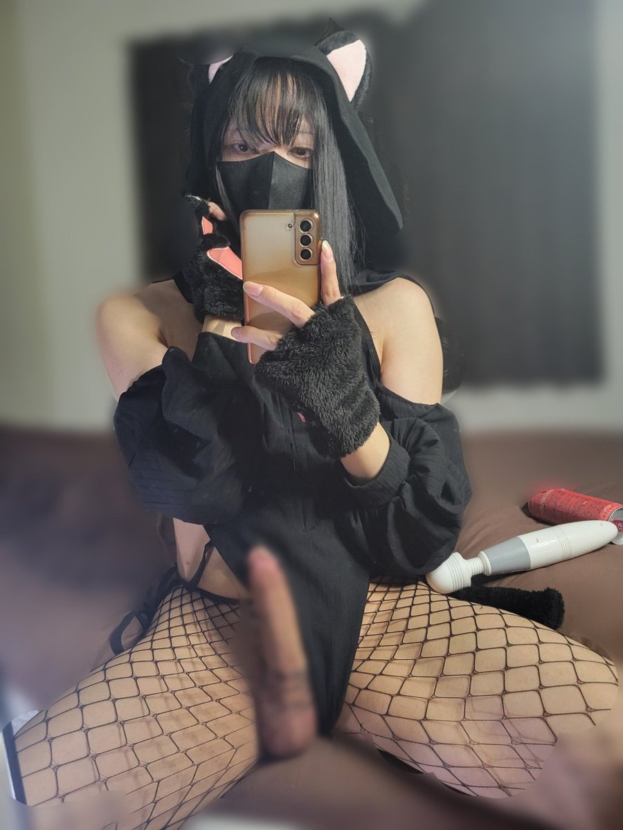 sanpaku_gun389's tweet photo. Having sex with a femboy who has a large penis is a very exciting experience. https://t.co/NU2we90eer