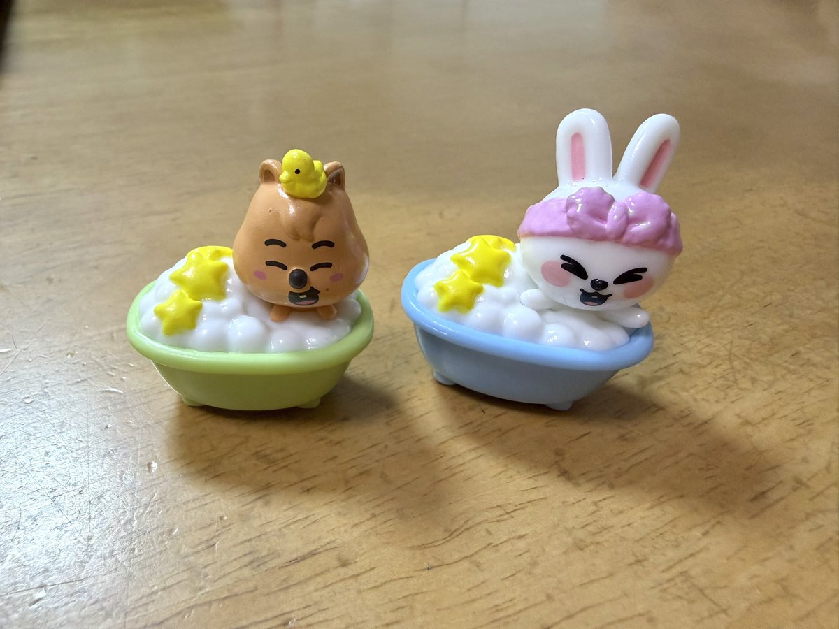 napagihs's tweet photo. びっくらたまごバブルフィーバー SKZOO 
スキズ stray kids 交換

譲：ハンクォッカ🐿️ リービット🐰

求：ポガリ🐥 フォクシニー🦊

ボウルで溶かしました🥣
郵送希望、纏めてですとうれしいです💭 https://t.co/vKtUflcENw
