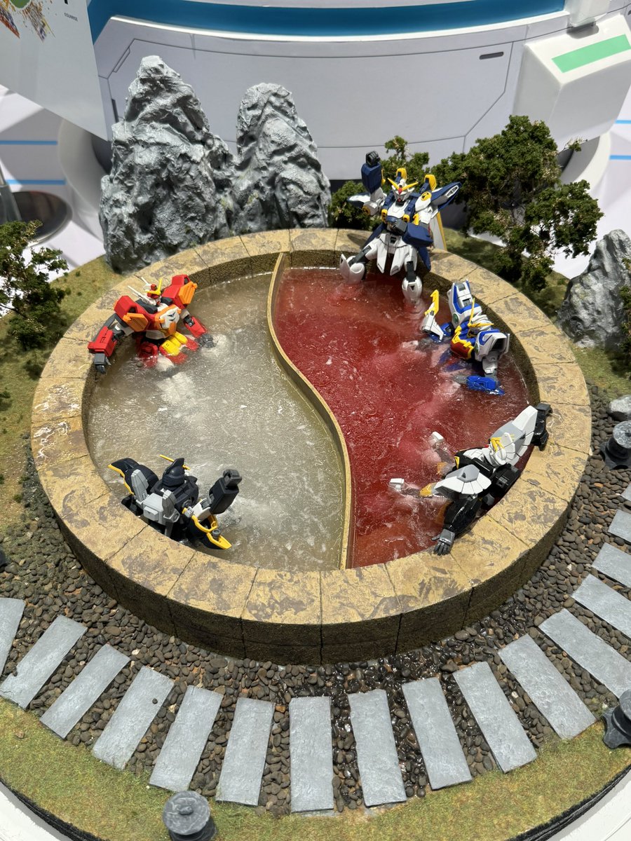 nagisay49529's tweet photo. 先週成都のガンダムベース行ってきた。 https://t.co/0BIo1rnL8S