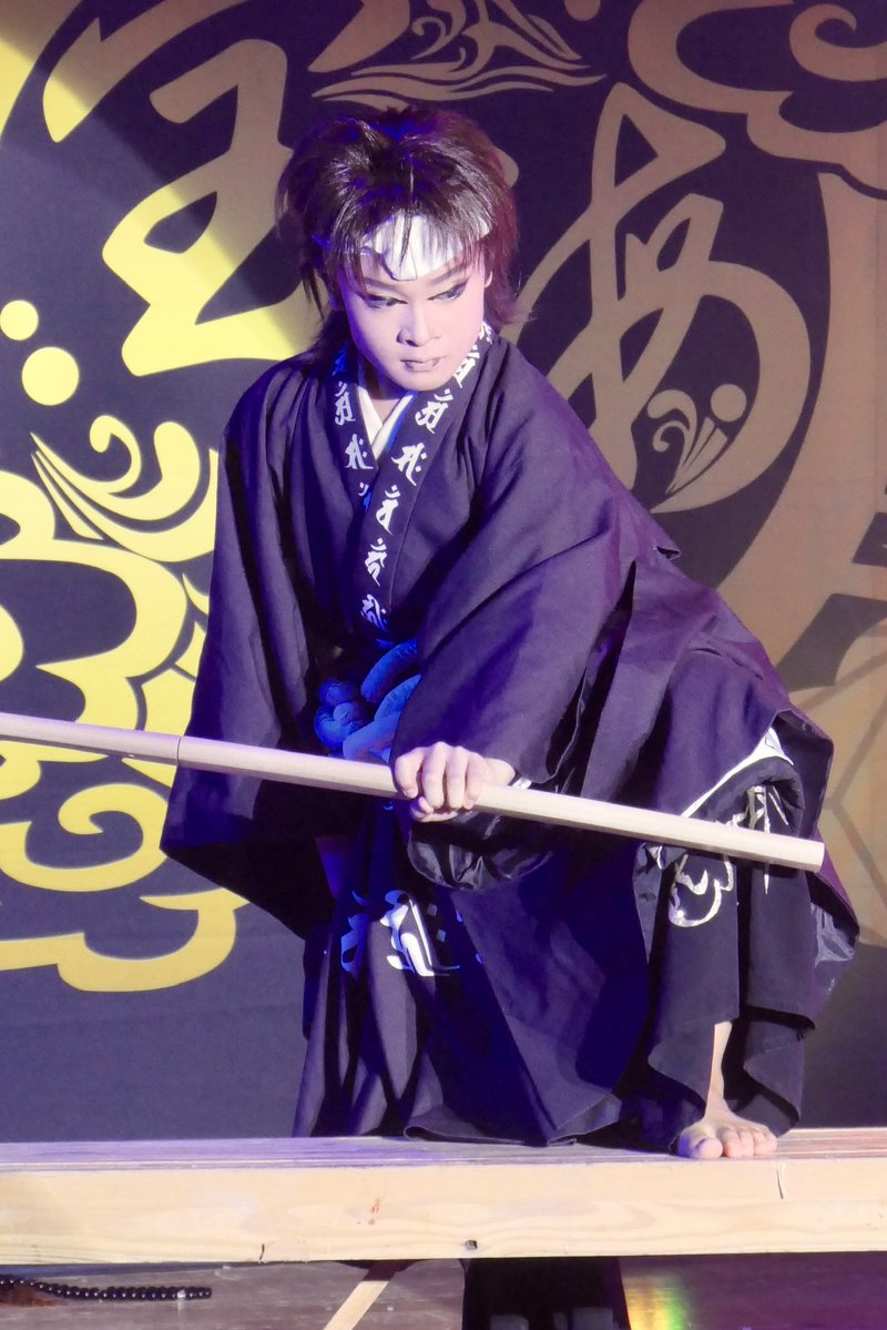 msmiephotos's tweet photo. 2026年7月18日

大空 VS 勘太郎　親子対決✨

＃宝海劇団
＃宝海勘太郎
＃ぶらり劇場太平楽 https://t.co/eZ9bhq1lDs