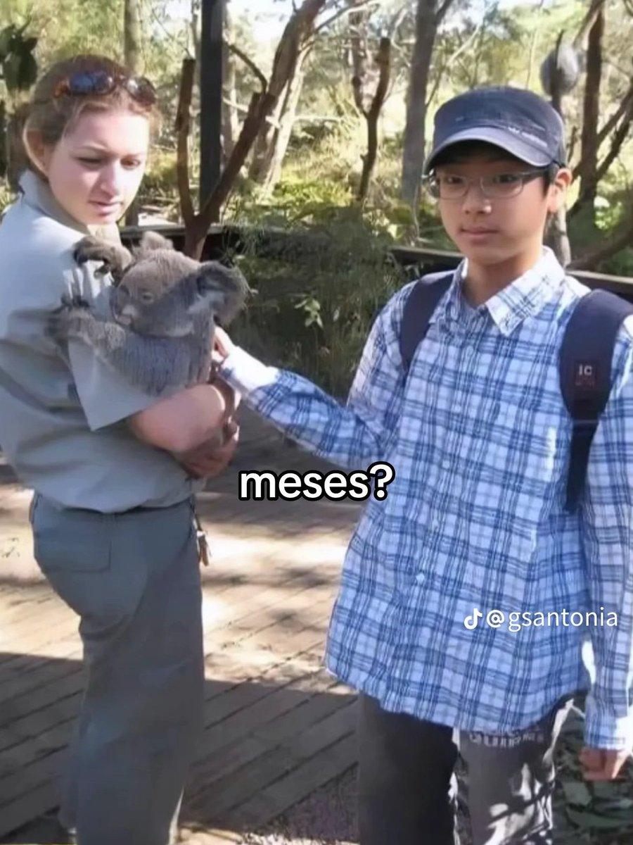 myyouth1's tweet photo. O Namjoon evoluiu tal qual um Pokémon, que amizade fofa https://t.co/Lx47Uf5yct