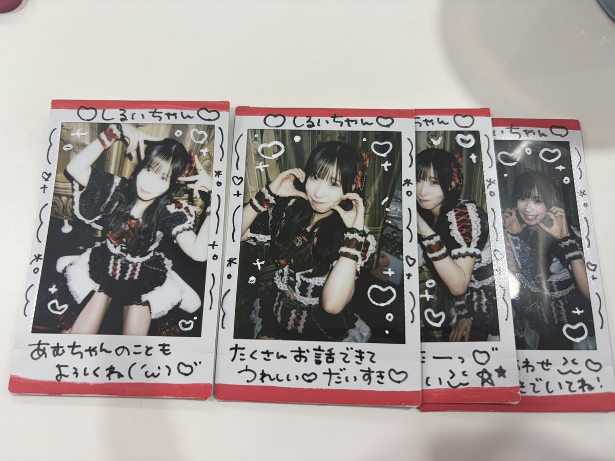 sirui_0125's tweet photo. あむちゃん、お久しぶり！
私の名前を覚えてくれてとても嬉しいです！_(:з」∠)_
今日はたくさんお話できました。
あむちゃんが歌っている姿を見て、すごく懐かしく感じました。
たくさんお話してくれてありがとうww https://t.co/CeekvaOils