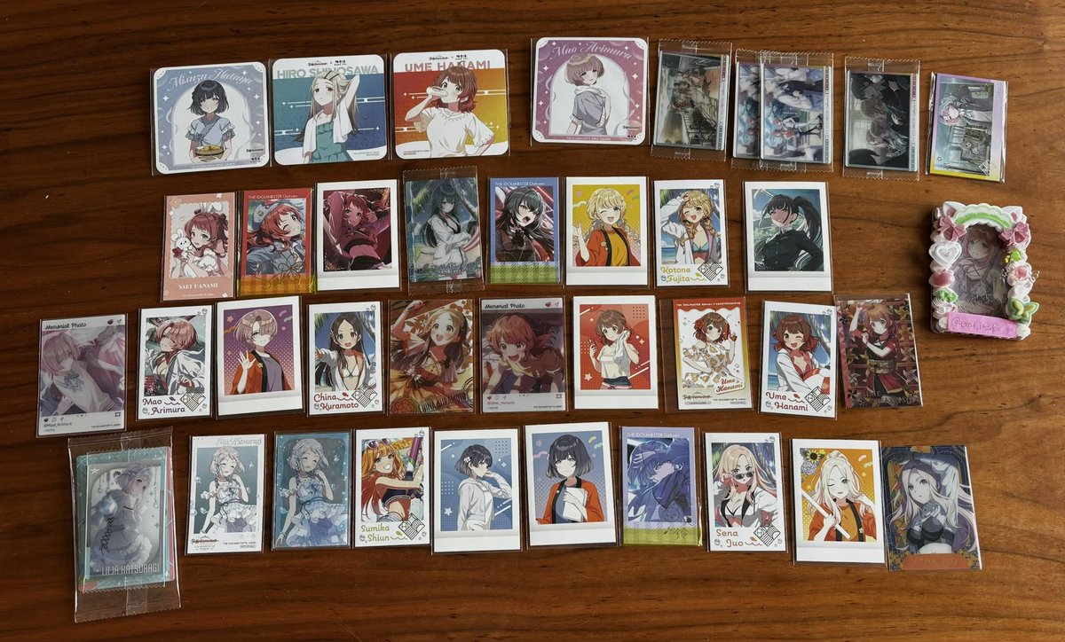 enst_itsuki's tweet photo. 学マス 学園アイドルマスター 交換 譲渡

譲👉咲季 手毬 ことね 麻央 リーリヤ 清夏 千奈 広 佑芽 星南 燕

求👉異種>同種 莉波 または定価＋送料

⬇️詳細リプ欄へ https://t.co/CAJTnfCAIB