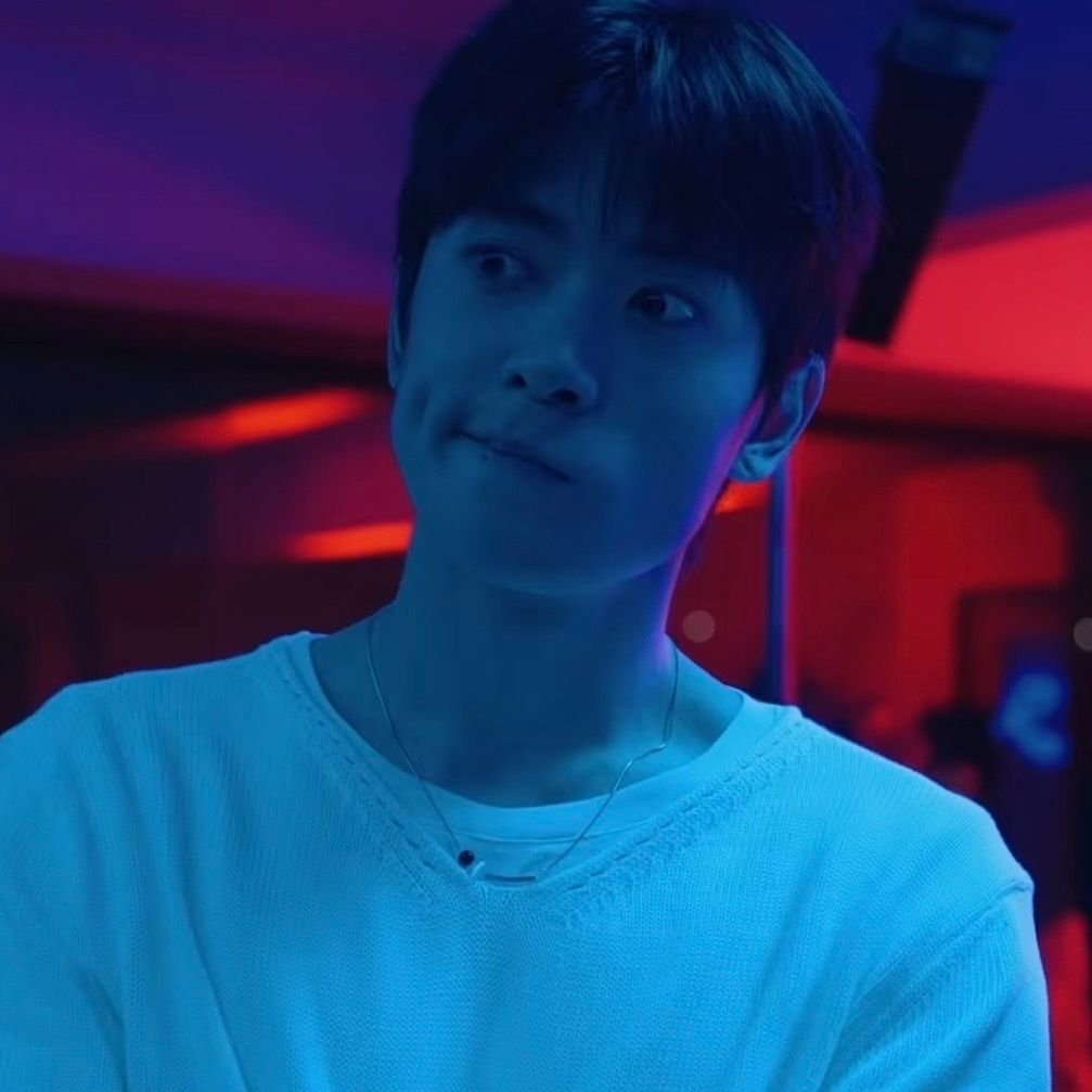 Jiuehyun's tweet photo. Dimple. https://t.co/e8RkUWZCUD