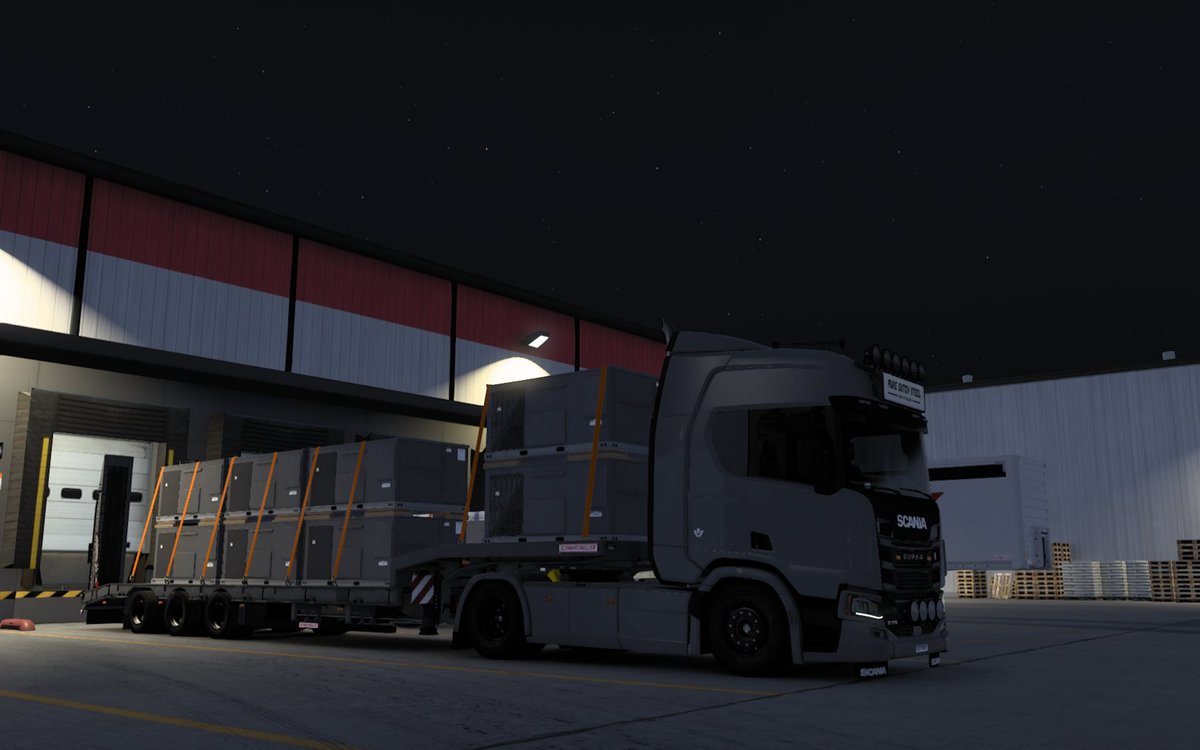 PoePoePoet211's tweet photo. @SCSsoftware Low-loader trailers are my absolute favorite.
In particular, the Schwarzmüller model I recently purchased looks really cool, and I really enjoy using it! https://t.co/xqyPbuyGqX