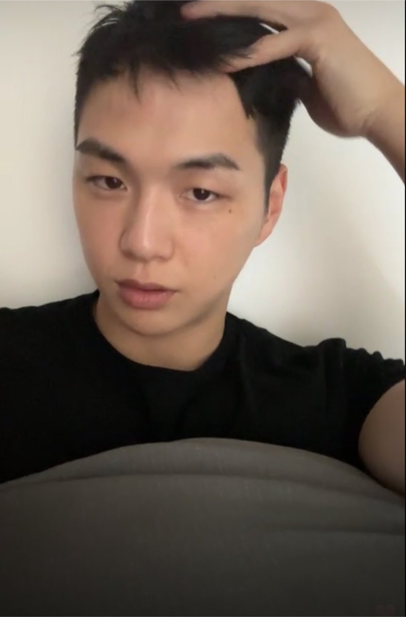 inevan's tweet photo. help me 😭😇 https://t.co/ngMa5qon6j