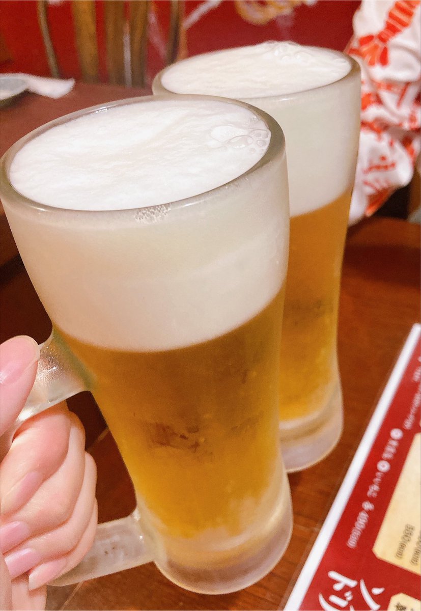 f56299's tweet photo. 久しぶりに晩御飯を食べた…！
この黒すぎる角煮を早くTwitterに載せたかったのに、バッテリーが切れて参ったものだ https://t.co/xpdyDcoji4