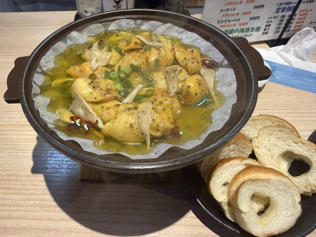 pta000524's tweet photo. 宮古に着。居酒屋笑びすでホヤ刺しとホヤのアヒージョをいただきました。クセや臭みは全く無く(個人的にはあった方がいいのですが)、大変美味しかったです🥳
レーダーぶん投げて三陸鉄道リアス線をコンプ٩( ᐛ )و https://t.co/jQgmNRN65J