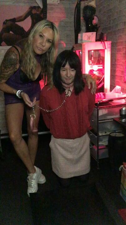 MariaHarlo25303's tweet photo. My own personal foot maid. https://t.co/jjbrCWBn3q #realloyalfans https://t.co/66lhpN2xFu