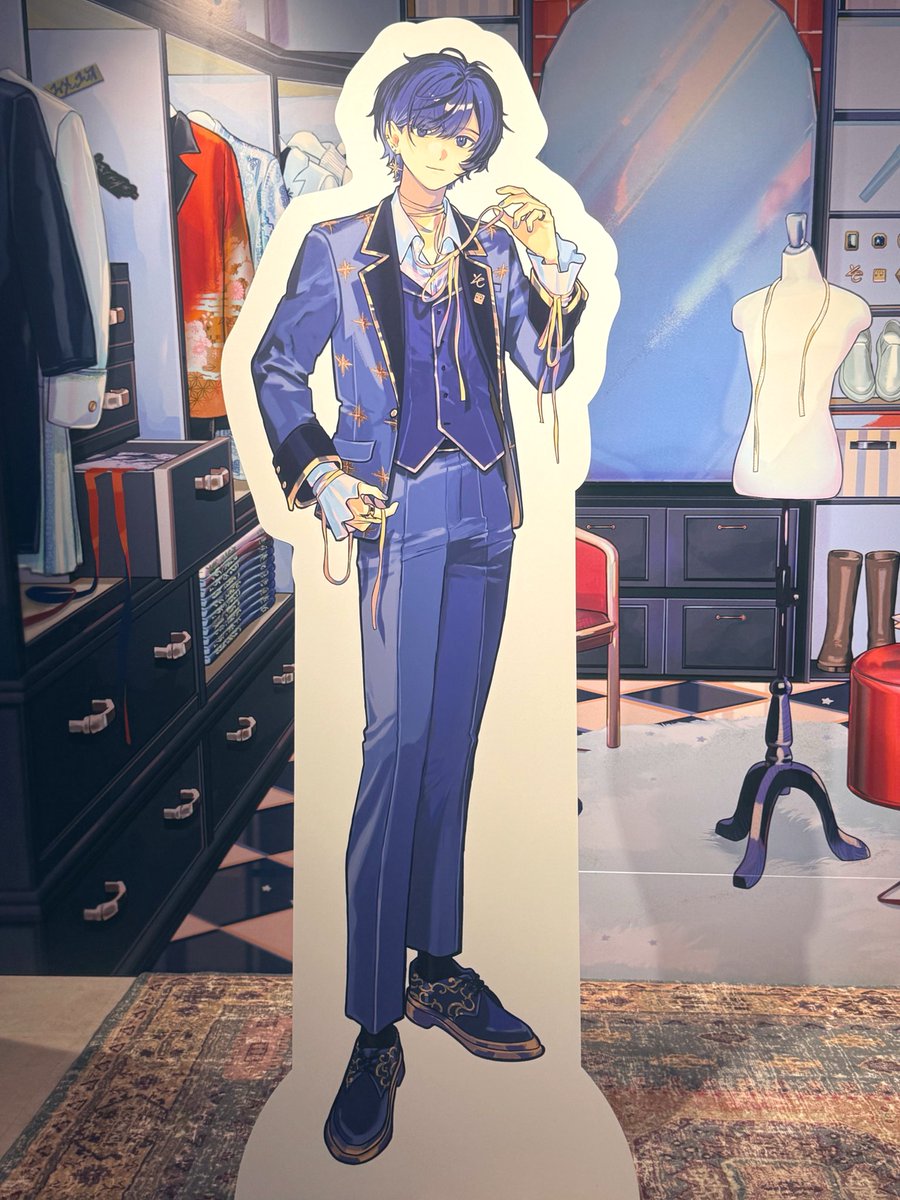 utataaa's tweet photo. 初日いってきました！
どの衣装も近くで見ると尚更作り込みが凄くてずーっといられるような空間でした(><)
 #そらるの衣装展に行ってきた https://t.co/kgJ2gHxsGw