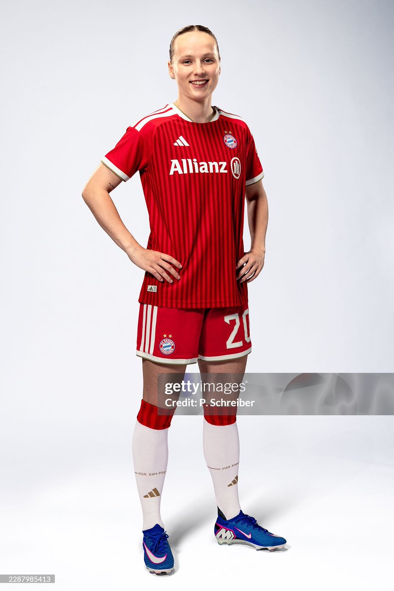 FcbFrauenBrazil's tweet photo. 🚨🚑 | 𝗔𝗧𝗨𝗔𝗟𝗜𝗭𝗔𝗖̧𝗔̃𝗢 𝗠𝗘́𝗗𝗜𝗖𝗔 

Em um comunicado do Bayern Frauen, Edna Imade e Franziska Kett lesionaram o tornozelo e serão desfalques pelas próximas semanas.

📷 Créditos na imagem https://t.co/f09bUHTBgN