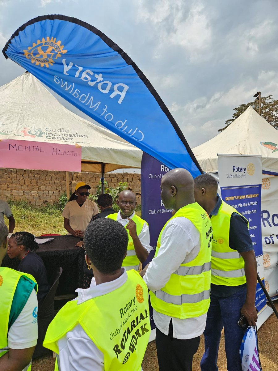 BukerereRot2025's tweet photo. The President of @BukerereRot2025 attended a Joint Medical Health Camp at Kira Foortball Grounds and was organized by Jinja Corridor clubs. @dgrotaryd9213 graced the occassion. https://t.co/fYvwkt5IVF