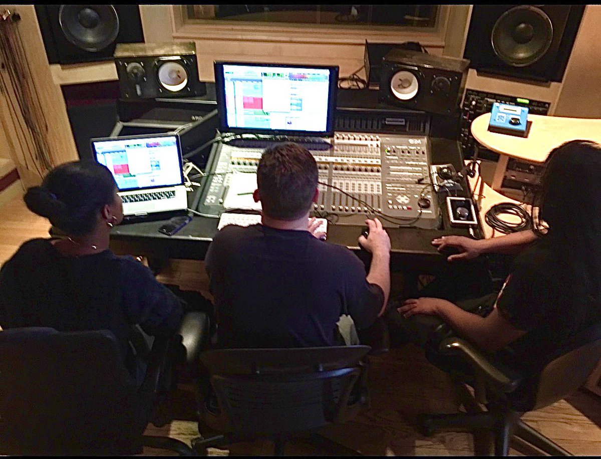 RoyalTMixes's tweet photo. Thoroughly endorse
@uad @waves @Antelopeaudio @BowersWilkins @avid @MCDSPaudio @Fullsail @CKstudioNYC @SlateDigital @izoptopeinc @Stevenslateaudio #artistdevelopment #recordlabel
#consulting #soundtrackcurator #Fullsail #productioncompany
#audiomixing #mixengineer https://t.co/zyRpbmjo1X