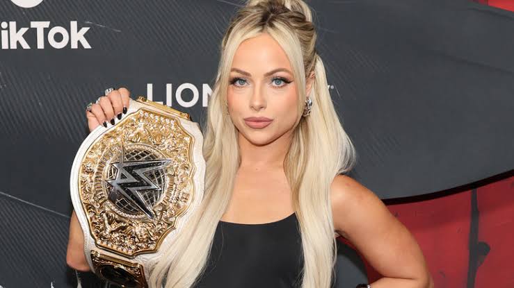 WrestleFeatures's tweet photo. Liv Morgan is hoping to reach 1000 days as Women's World Champion in WWE.
 
(ESPN) https://t.co/hIKJJoRbUJ