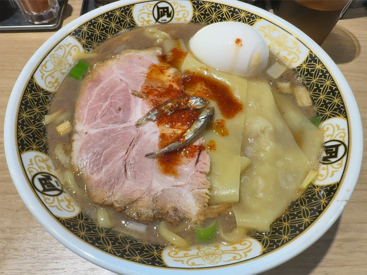 larusAYA's tweet photo. 今週も一週間お疲れ様でした！
麺いただきます🙏 https://t.co/z5RQL54RdX