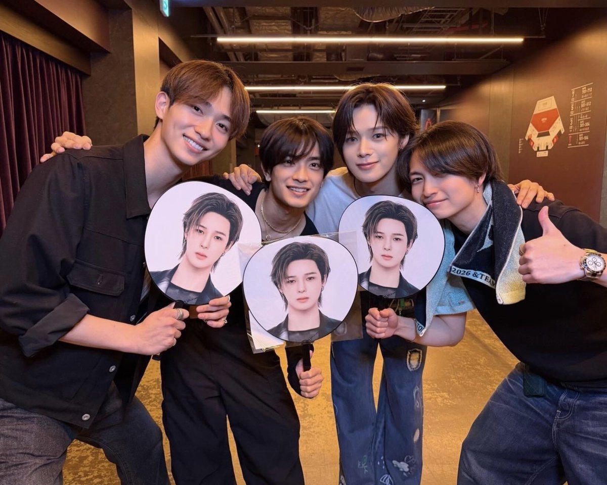 xehyiii's tweet photo. 이다음이있을줄은.... https://t.co/cfbe0URt8U