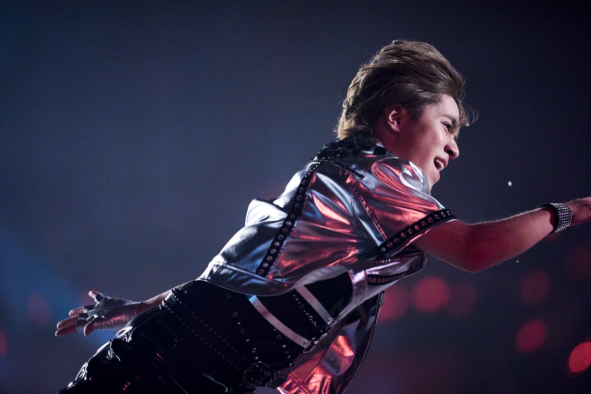 IceBrave_shoma's tweet photo. 宇野昌磨アイスショー
「Ice Brave -A TURNING SEASON-」
初公演が無事終演！

更なる進化を遂げた真夏のアイスブレイブは
いかがでしたでしょうか？❤️

沢山の声援をありがとうございました！
明日からも盛り上がっていきましょう✨️

🎫開演1時間前から当日券販売あり！
https://t.co/Bf3xyVkqSK https://t.co/D6cMKFnXOq