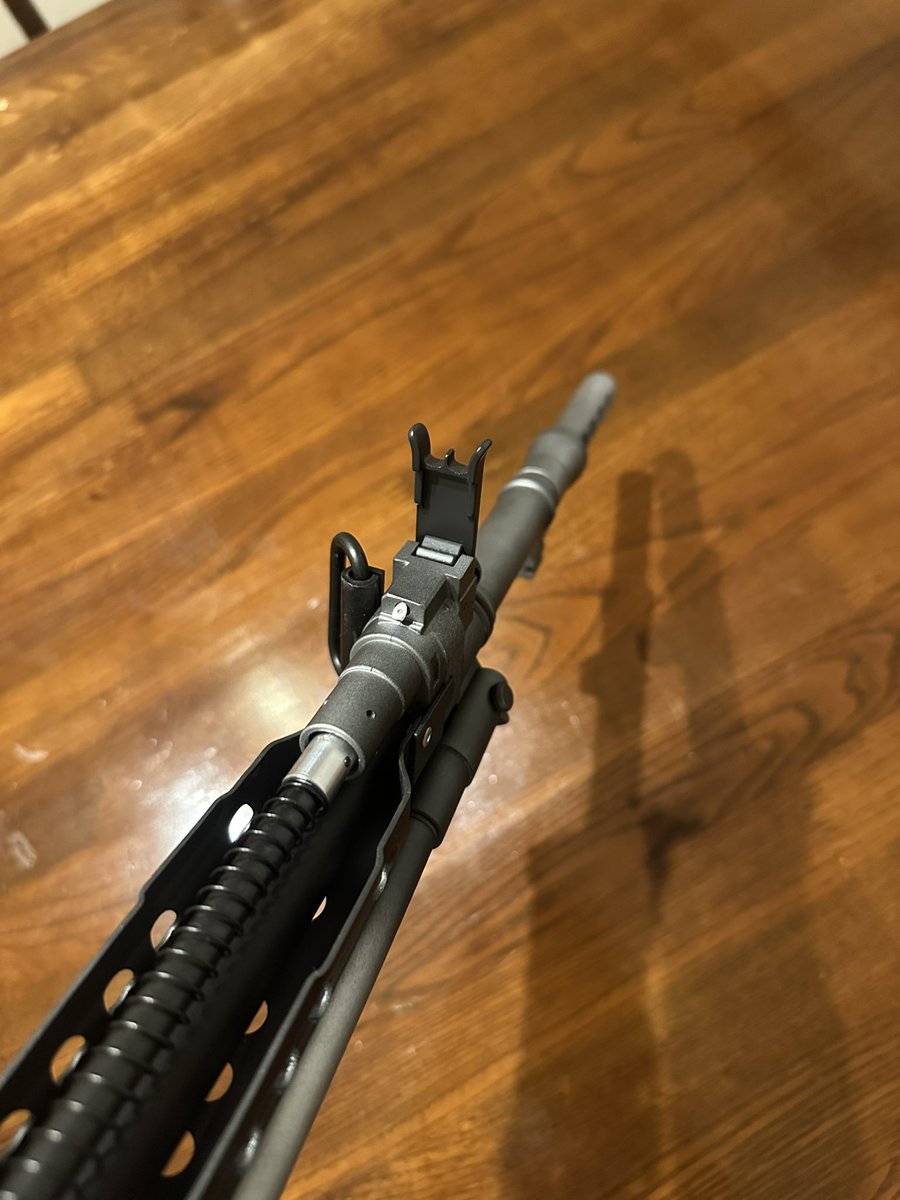 CatSP11's tweet photo. #猫の手ウェザリング
G&amp;G64式の外装加工ウェザリング
2丁同時施工
こちらは、銀ピカバージョンになる予定の個体
途中経過 https://t.co/yVKisbGtNN
