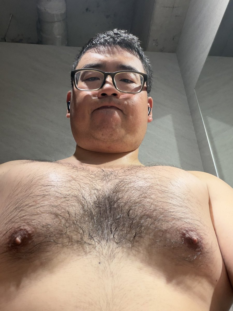 Ryujikanever2's tweet photo. 56/93

水曜日行ったのにあげてなかった…
メニュー変えて、スミスでやり始めたらめっちゃへばる…
普通にベンチやるよりキツイ…
効果出るかな？ https://t.co/WfeWKRzSXL