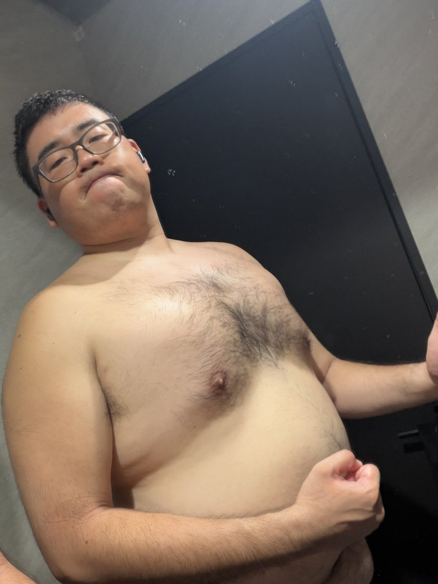 Ryujikanever2's tweet photo. 56/93

水曜日行ったのにあげてなかった…
メニュー変えて、スミスでやり始めたらめっちゃへばる…
普通にベンチやるよりキツイ…
効果出るかな？ https://t.co/WfeWKRzSXL