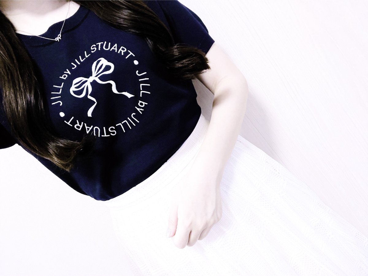 __nenecoco's tweet photo. today's coordinate✩*.
k n i t ♡ jill by jillstuart
s k i r t ♡ noela
ジルバイのサークルロゴニットにノエラのチェックレーススカートを合わせたコーデ🤍このコーデ今年一番のお気に入り✧
#manacoordinate https://t.co/LMLIa8J7lB