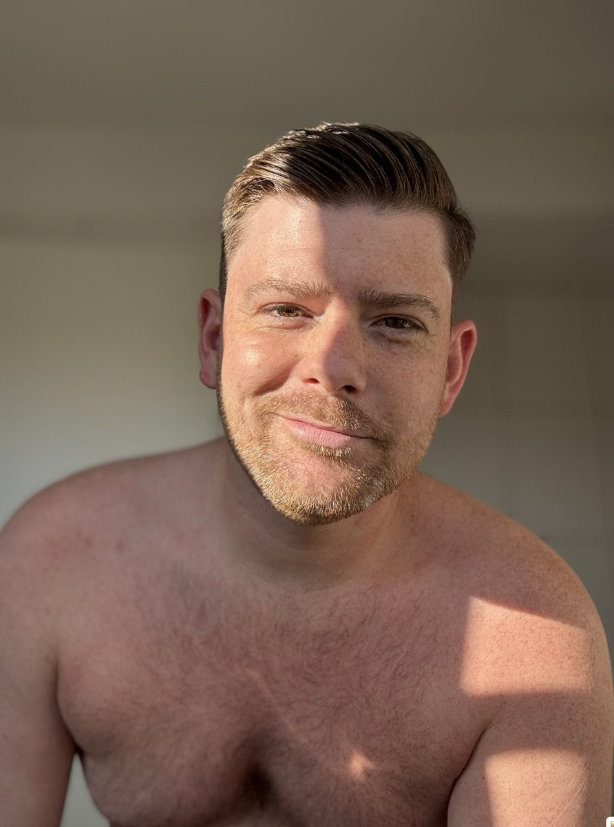beardedgingers's tweet photo. whats up guys? :D #gya #beardedgay #hairygay https://t.co/8dibyYiFeo