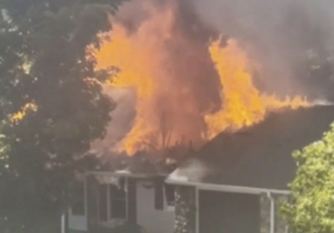 ncfirefighters's tweet photo. Delayed Post:<16:15] 7/30/2026 
Arden,NC*Residential Structure Fire*Brevard Road, heavy fire through the roof of a duplex at a retirement community, no injuries were reported, Skyland Fire &amp; Rescue with M/A from 4 additional FDs,  investigation ongoing; Buncombe County #FireinNC https://t.co/Llg3ZEBVKh