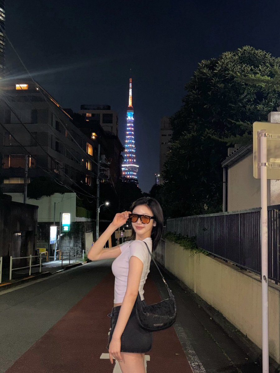 PHARITATHFAN's tweet photo. [📸] 260731 WEVERSE | #RIRI_LOVELETTER

“🤍”

คนสวยขามาอัพรูปให้ดูค่ะ น้องแพรจะสวยเกินไปมั้ยลูก โซฮ็อตสุดๆไปเลยค่ะ 😍🔥

#PHARITA #파리타 #BABYMONSTER https://t.co/PpawDmE6Nm