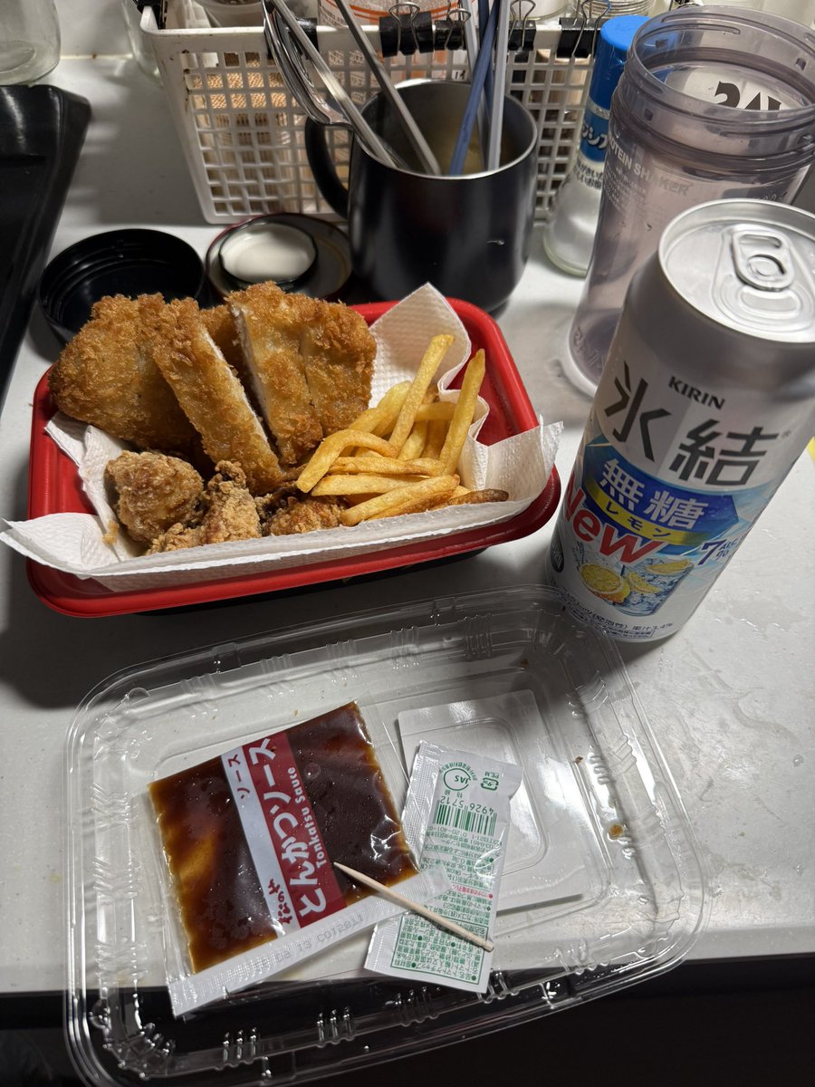 culs4's tweet photo. 家飲み今まであんましてこなかったけどこれは家飲みが進む！！
最高やわ！れ https://t.co/g4sgnMCrQC