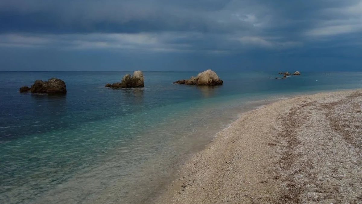 epirusgate's tweet photo. Πρέβεζ��: Βίντεο περιήγηση στη χωμάτινη διαδρομή της παραλίας Αρτολίθια

https://t.co/h6GujUDYbe https://t.co/cY1PDX0kq6