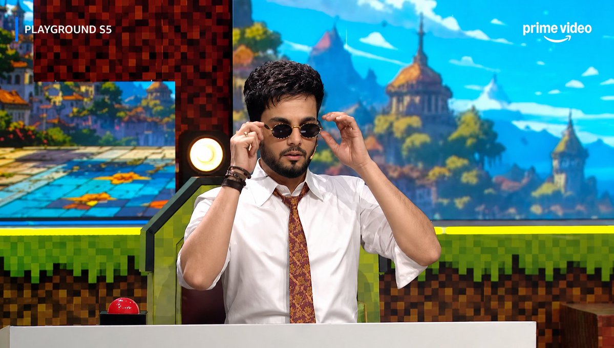 I_Jasvika's tweet photo. The new promo of #PlaygroundS5 is finally here nd just as I predicted, this season looks set to outshine all the previous ones.🔥

The promo clearly hints that the storyline will revolve around Elvish nd Teja. Less than 18 hours to go.😻✨

#ElvishYadav #TejRan https://t.co/8lXJTcmaFz