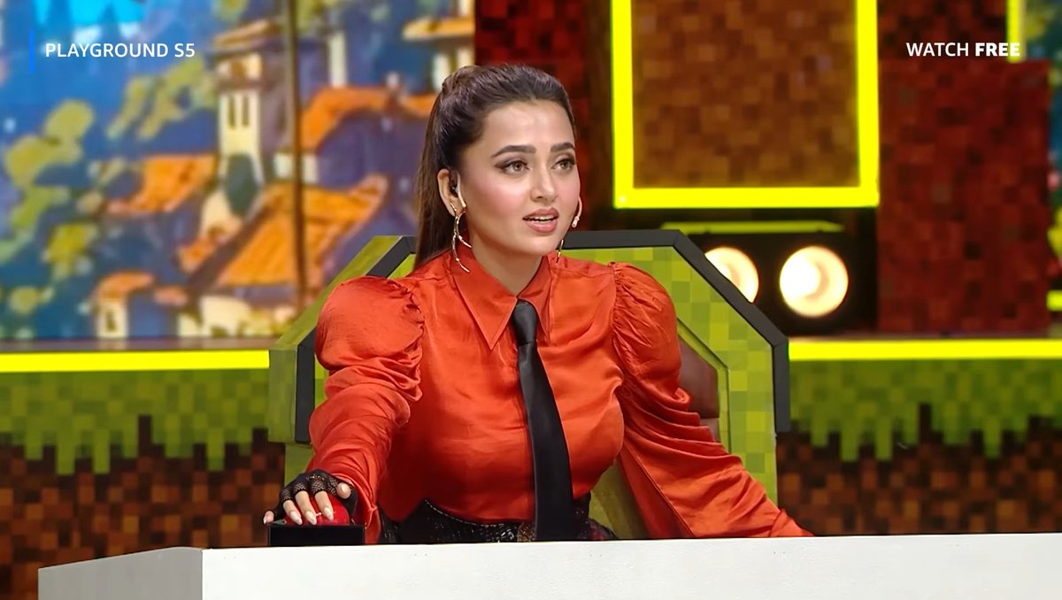 I_Jasvika's tweet photo. The new promo of #PlaygroundS5 is finally here nd just as I predicted, this season looks set to outshine all the previous ones.🔥

The promo clearly hints that the storyline will revolve around Elvish nd Teja. Less than 18 hours to go.😻✨

#ElvishYadav #TejRan https://t.co/8lXJTcmaFz