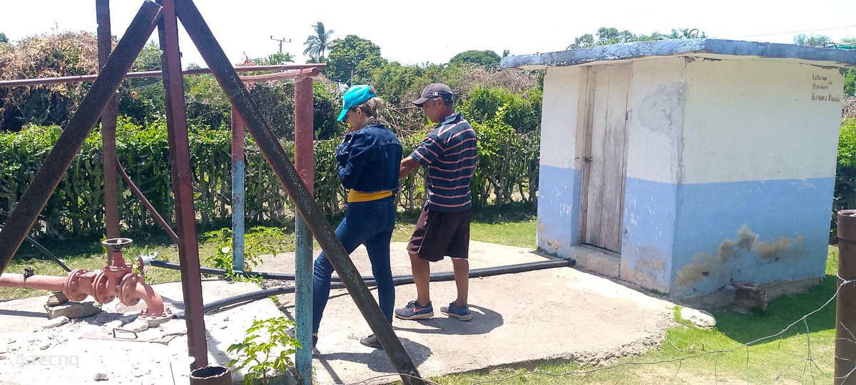 DMEPilon's tweet photo. Con el objetivo de materializar el enfoqué Tres Estrellas que propone #UNICEFCuba: agua, saneamiento e higiene, visita las instituciones educativas en el #MunicipioPilón CM Mártires de Sevilla y EP Conrado Benítez en Barranca Honda, Marea del Portillo. #EducaciónPilón 
#CubaMined https://t.co/crSV52ubTG