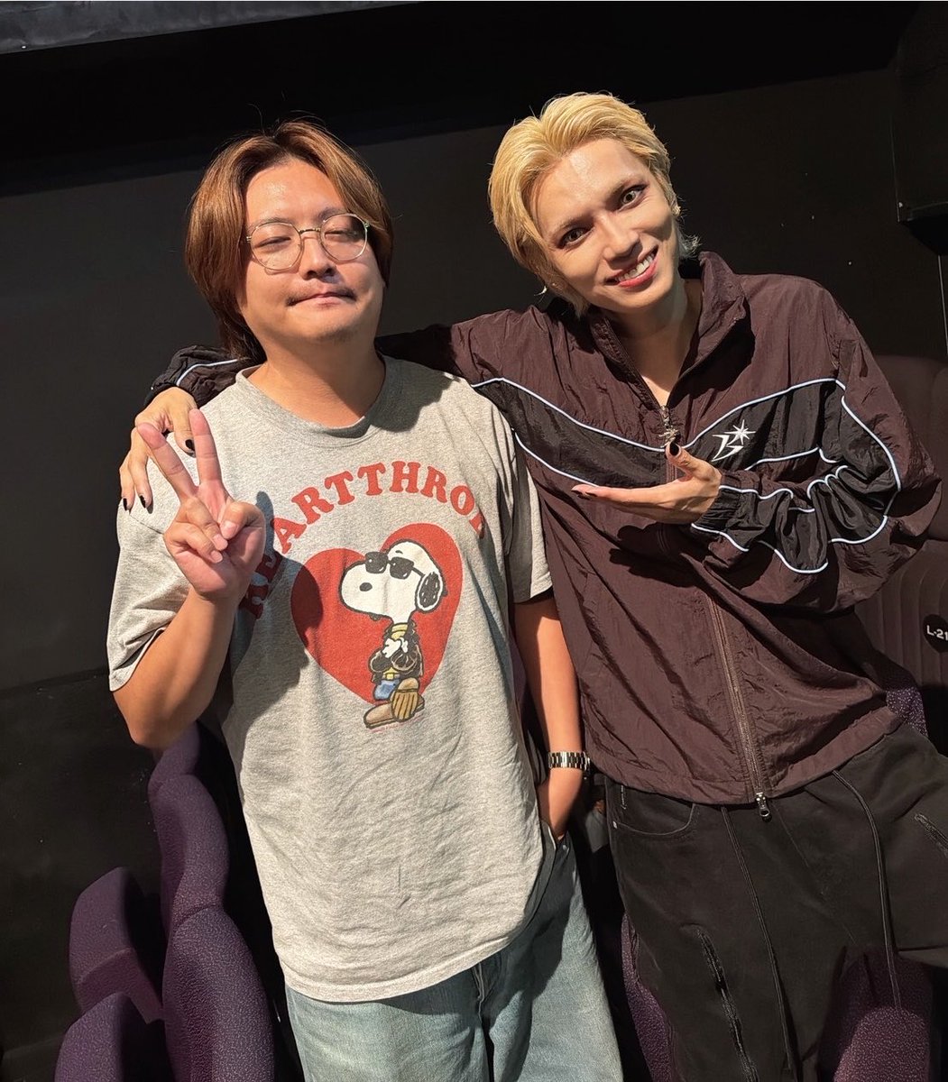 yohhg's tweet photo. 糸川耀士郎1人音楽劇「夜啼鳥」
本日もありがとうございました！
いやー…この公演今日マチソワしたの？信じられないんですが…！笑
アフタートークも楽しかったです👊ありがとうございました✨

本日は岡幸二郎さん、
後輩の康晴、同い年の翔平！
写真は撮れなかったけどもアイザワアイさん、世界は密室でお世話になった丸さんも来てくださいました✨
お世話になった方々にも観て貰えて…幸せです🥺

#夜啼鳥 #糸川耀士郎