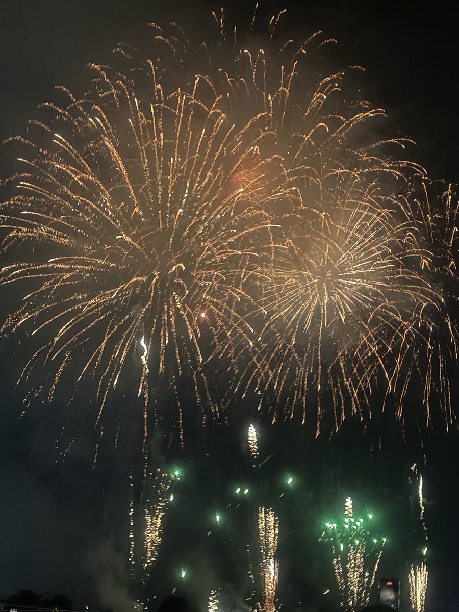 miichawhite's tweet photo. 今日は地元花火大会🎆😄
夜でもかなり暑い🥵今年も良かった😃 https://t.co/TSkNSni9F4
