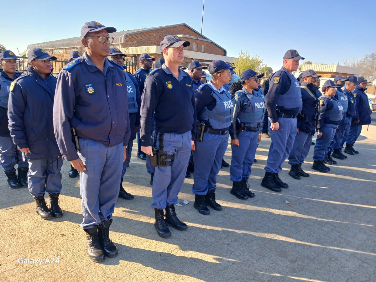 SAPoliceService's tweet photo. #sapsFS [FREE STATE PROVINCIAL OPERATIONAL COMMAND ALIGNS OPERATION SHANELA II ACTIONS WITH INTEGRATED CRIME AND VIOLENCE PREVENTION STRATEGY] #SAPS Free State Provincial Operational Command, by Provincial Head of Proactive Policing Component, Brigadier Veronica Sharneck, deployed in Kagisanong, Mangaung Metro embarks on #OperationShanela II actions in line with Integrated Crime and Violence Prevention Strategy. 

Various police units and role-players assembled at Kagisanong Police Station for a briefing. Kagisanong is one of the 43 stations identified by the Police Ministry for the implementation of the Integrated Crime and Violence Prevention Strategy in Free State.

The Integrated Crime and Violence Prevention Strategy identified alcohol abuse as the leading contributing factor to violent crimes. A team led by Lt Col Mtshungwane embarked on compliance inspections at liquor outlets. Lt Col Ramatsa led a team visiting scrapyards to deal with copper cable theft / tampering of essential infrastructure issues. Other designated teams conducted stop-and-search actions and foot patrols in shopping complex areas. #OperationShanela II #PoliceVisibility #PartnershipPolicing ME