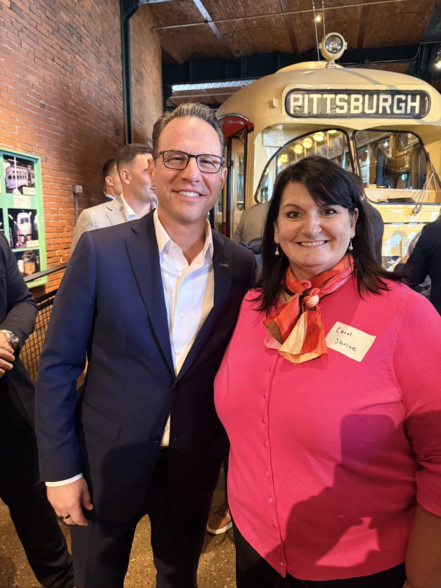 carolshrieve's tweet photo. I had the honor of celebrating our democracy with these fine leaders in the state of Pennsylvania yesterday evening. Thank you for all you do for nonprofits and communities throughout Pennsylvania! https://t.co/8HJBosrAN1