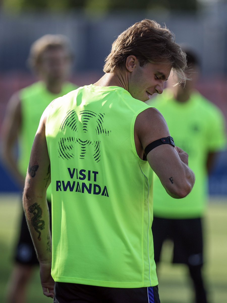 atletiuniverse's tweet photo. ‼️ Pablo Barrios will not travel with the squad to Sweden as he has been sidelined for several days with muscle overload.

The expectation is that he will return on Monday in time for the team’s trip to South Korea.

@diarioas https://t.co/lFig069DEc